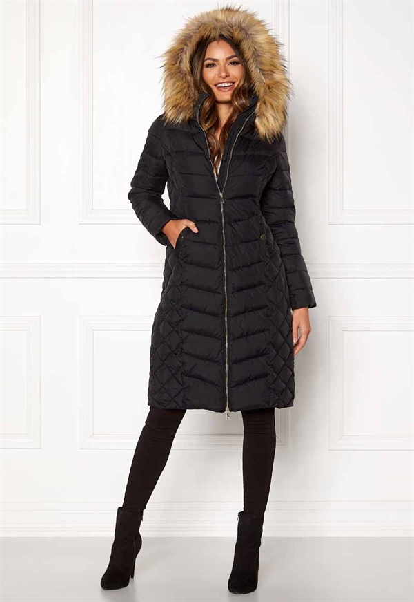 Parkas Snygga parkasjackor för dam SMILE. Parkas Snygga parkasjackor för dam SMILE.