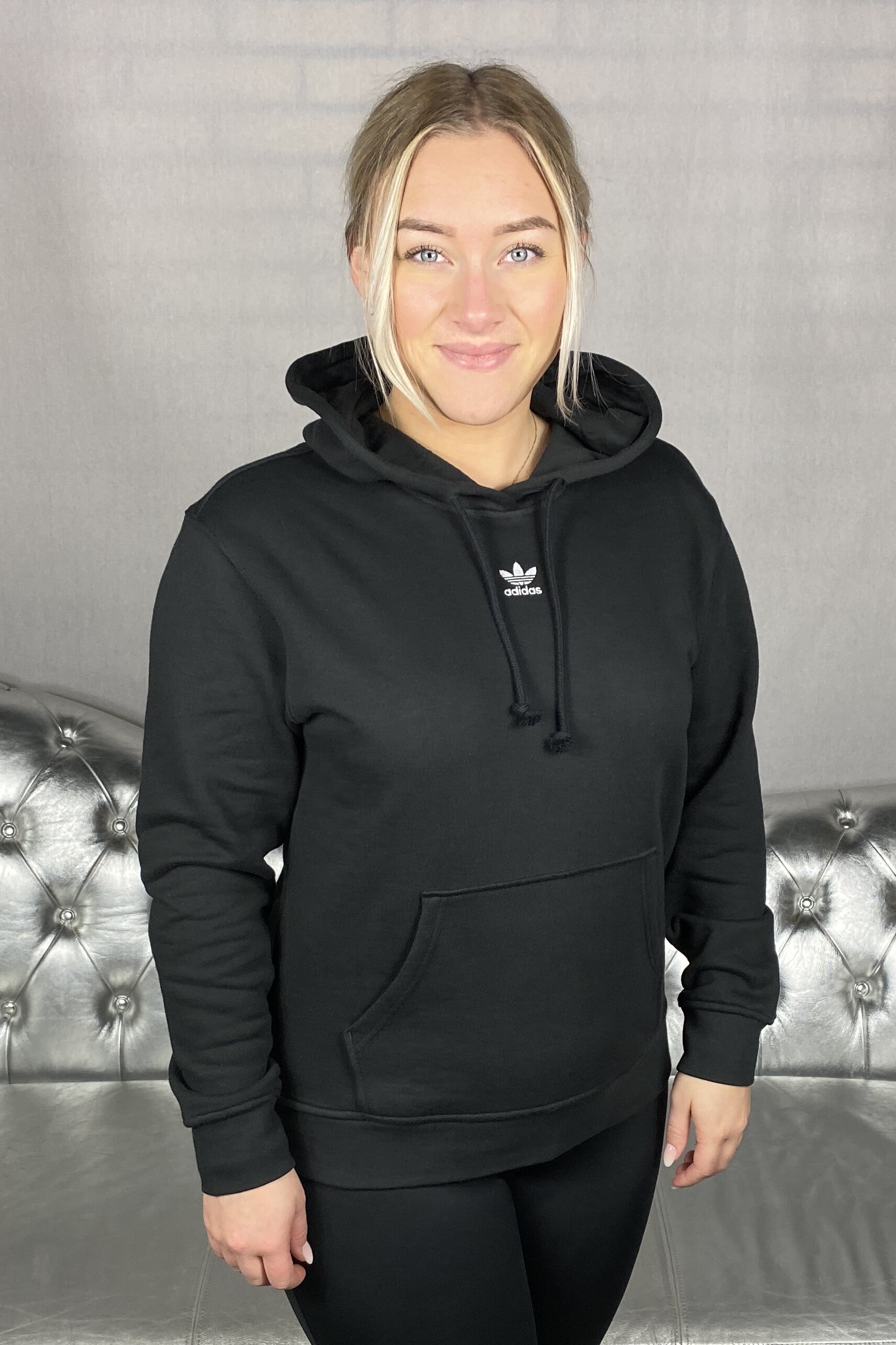 Adidas Adicolor Essentials Hoodie Dam Svart SMILE
