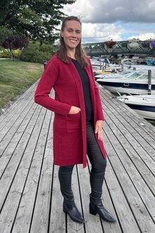 CC-Fashion-Inger-Stickad-Kofta-Dam-Deep-Red-1