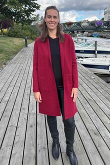 CC-Fashion-Inger-Stickad-Kofta-Dam-Deep-Red-3