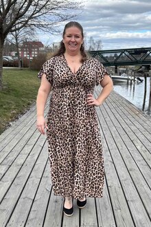 Caramelle-Fashion-Justine-Klanning-Dam-Brown-Leo-1