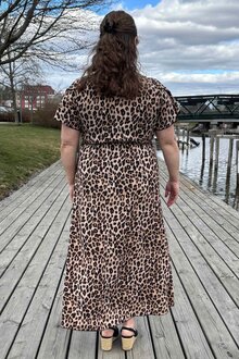 Caramelle-Fashion-Justine-Klanning-Dam-Brown-Leo-3