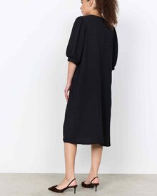 Cath-11-V-Ringad-Klanning-Dam-Black-Soyaconcept--Smilebutiken-3