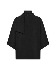 Cath-12-Blus-Med-Scarfdetalj-Dam-Black-Soyaconcept--Smilebutiken-5