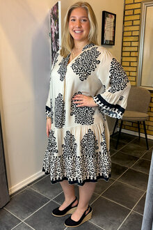 Chica-London-Alexandra-Tunika-Dam-Cream-1