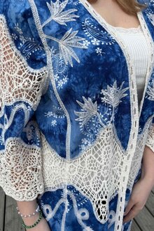 Chica-London-Bobbie-Kimono-Dam-Blue-3
