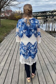 Chica-London-Bobbie-Kimono-Dam-Blue-4