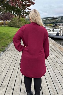 Chica-London-Doris-V-ringad-Klanning-Volang-Dam-Bordo-3