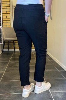 Chica-London-Edwina-Ankelbyxa-Dam-Black-2