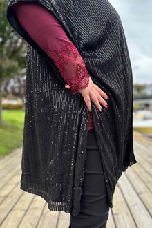 Chica-London-Lane-Kimono-Dam-Black-13
