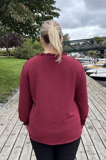 Chica-London-Padma-Topp-Dam-Bordo-3