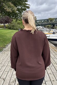 Chica-London-Padma-Topp-Dam-Choco-3