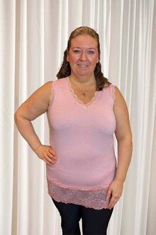 Chica-London-Willa-Linne-med-Spets-Dam-Pink-1