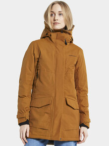 Didriksons-Frida-Vinterparkas-6-Dam-Cayenne-1