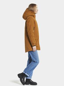 Didriksons-Frida-Vinterparkas-6-Dam-Cayenne-5