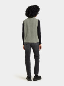 Didriksons-Kiana-Vast-Dam-Wilted-Leaf-3