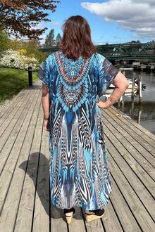 Emeraude-Minerva-V-ringad-Strandklanning-Dam-Blue-3