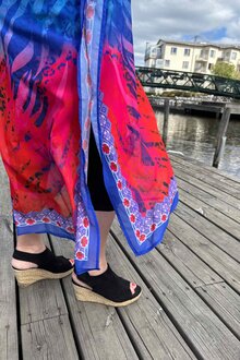 Emeraude-Molly-V-ringad-Strandklanning-Dam-Multi-Color-4