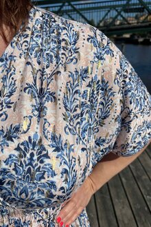 Fashion-Bernadette-Klanning-Dam-Blue-2