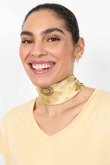 Flicka-1-Scarf-Dam-Honey-Combi-Soyaconcept--Smilebutiken-1