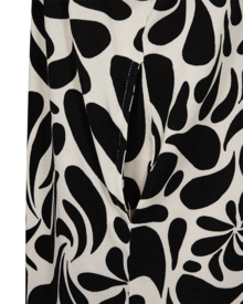 Floi-Monstrad-Klanning-Dam-Moonbeam-W-Black-Freequent--Smilebutiken-2