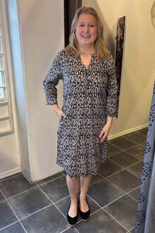 Freequent-Adna-Klanning-Dam-Navy-Blazer-W-Moonbeam-10