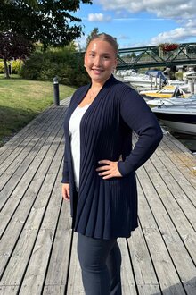 Freequent-Claudisse-Long-Cardigan-Dam-Salute-35