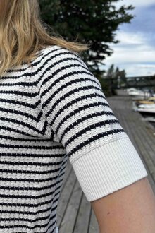 Freequent-Dodo-Stripe-Troja-Dam-Star-OffWhite-W-Navy-Blazer-12