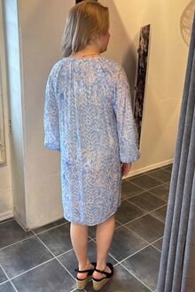 Freequent-Grace-Klanning-Dam-Star-Off-White-W-Chambray-Blue-11