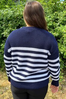 Freequent-Iben-Pullover-Dam-Navy-Blazer-w.-Brilliant-6