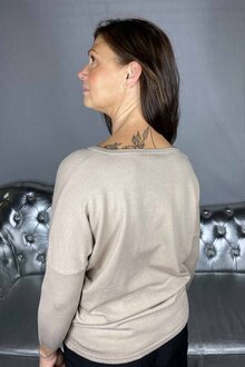 Freequent-Jone-V-Ringad-Troja-Dam-Silver-Mink11