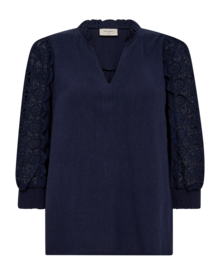 Freequent-Lara-Blus-Dam-Navy-Blazer-1