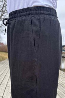 Freequent-Lava-Ankel-Pant-Dam-Black-11
