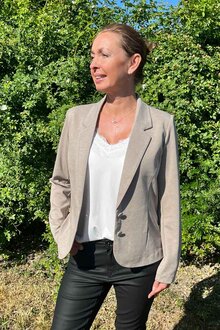 Freequent-Nanni-Kavaj-Desert-Taupe-Melange-Dam-20