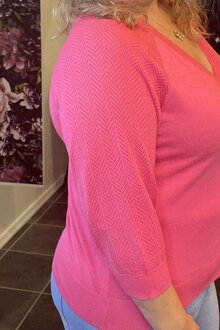 Freequent-Plain-Short-Cardigan-Dam-Hot-Pink-2