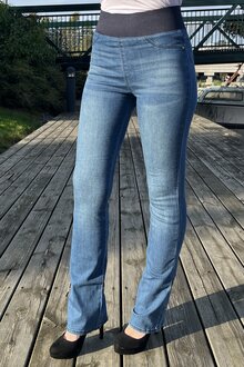 Freequent-Shantal-Bootcut-Langd-32-Denim-Dam-Medium-Blue-1