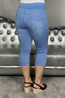 Freequent-Shantal-Capri-Denim-Ljusbla-Dam-12