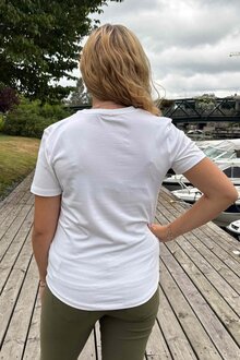 Freequent-Sure-T-shirt-Dam-Bright-White-W-Black-12