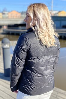 Freequent-Tops-Lattviktsjacka-Dam-Black-11