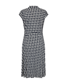 Freequent-Yrsa-Klanning-Dam-Star-Off-White-W-Navy-Blazer-3