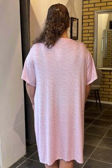 Gill-Kortarmat-Nattlinne-Bambu-Dam-Pink-2