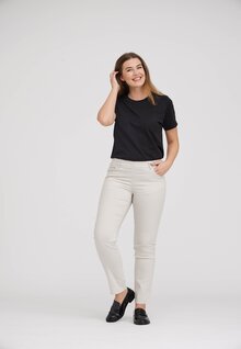 LauRie-Kelly-Regular-SL-Byxa-Dam-Grey-Sand-1