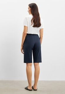 LauRie-Kelly-Regular-Shorts-Dam-Navy-6