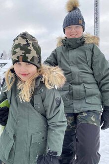 Lindberg-Svalbard-Vinterparkas-Barn---Junior-Morkgron-10