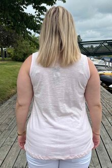 Marine-Leslie-Linne-Dam-Pink-12