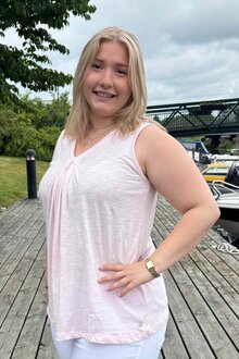 Marine-Leslie-Linne-Dam-Pink-13
