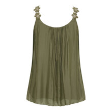 Marta-du-Chateau-Agnese-Topp-Dam-Military-3