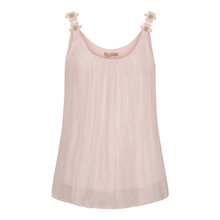 Marta-du-Chateau-Agnese-Topp-Dam-Rose-1