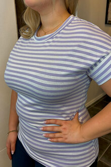 Marta-du-Chateau-Fiona-T-shirt-Dam-Lilac-13