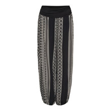 Marta-du-Chateau-Lyra-Byxa-Dam-Black-White-1